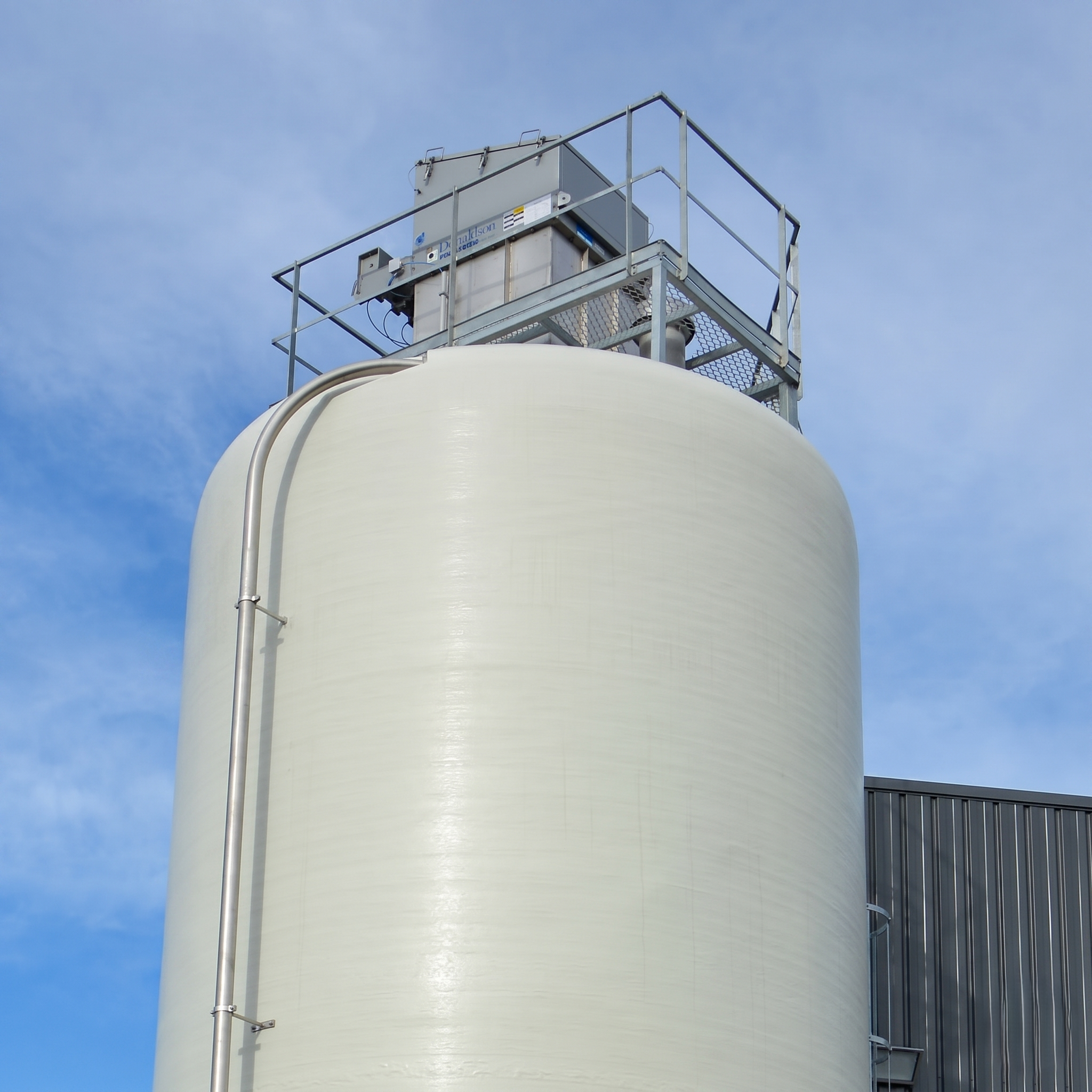Silo composite extérieur