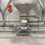 Mechanical-airlock-feeding-dilute-phase-pneumatic-pressure-transfer-system