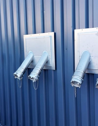 Loading flour silos from the outside