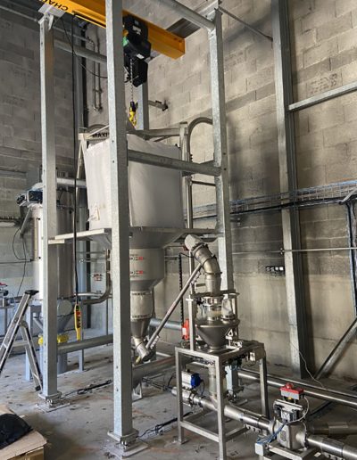 Big bag unloading system