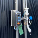 Unloading network for emptying the tanker lorry