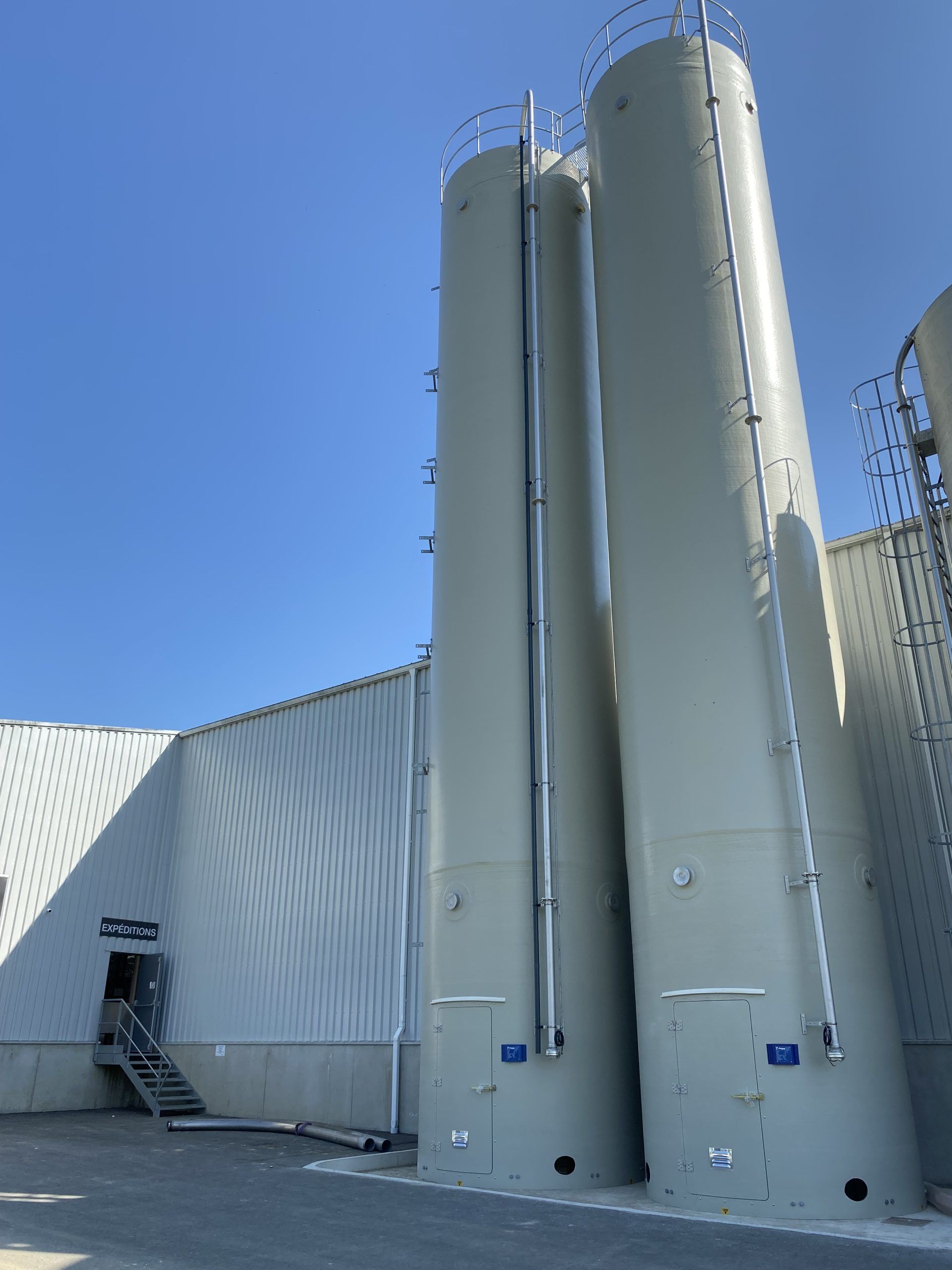 Réparation et remise en route du silo après une tempête