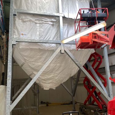 New antistatic fabric for textile silos for granules