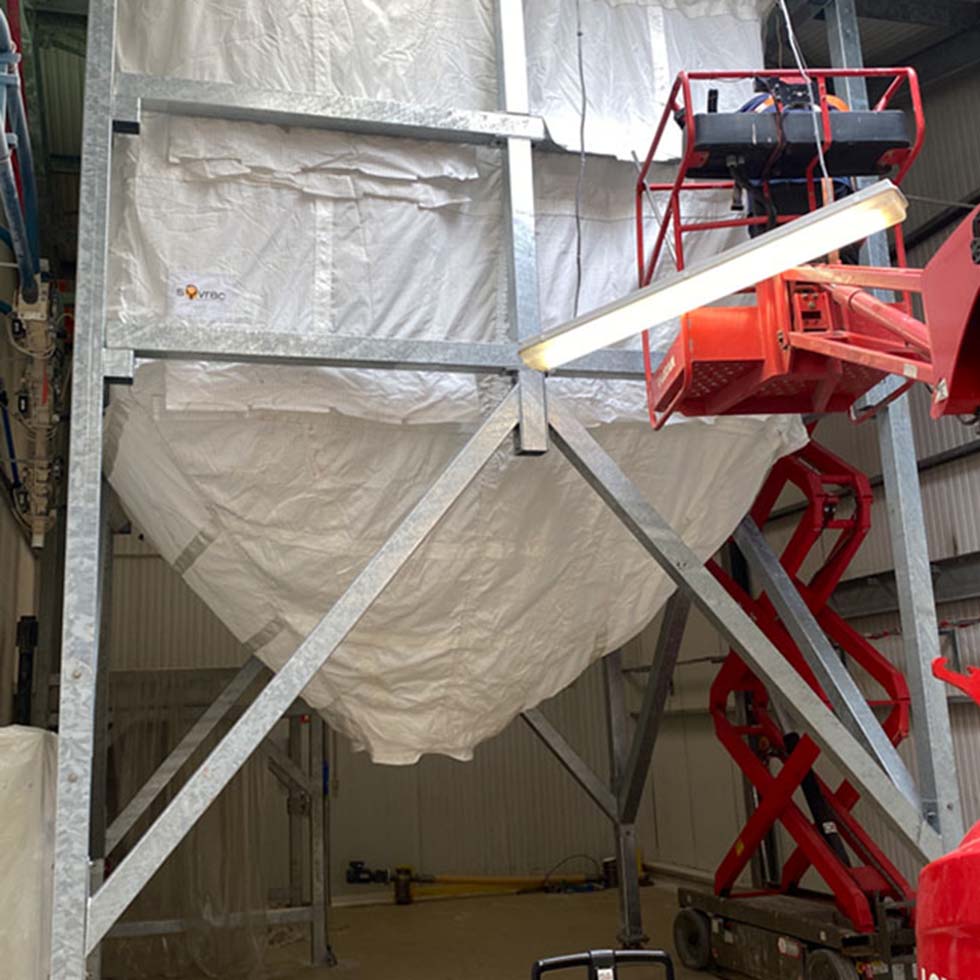 New antistatic fabric for textile silos for granules