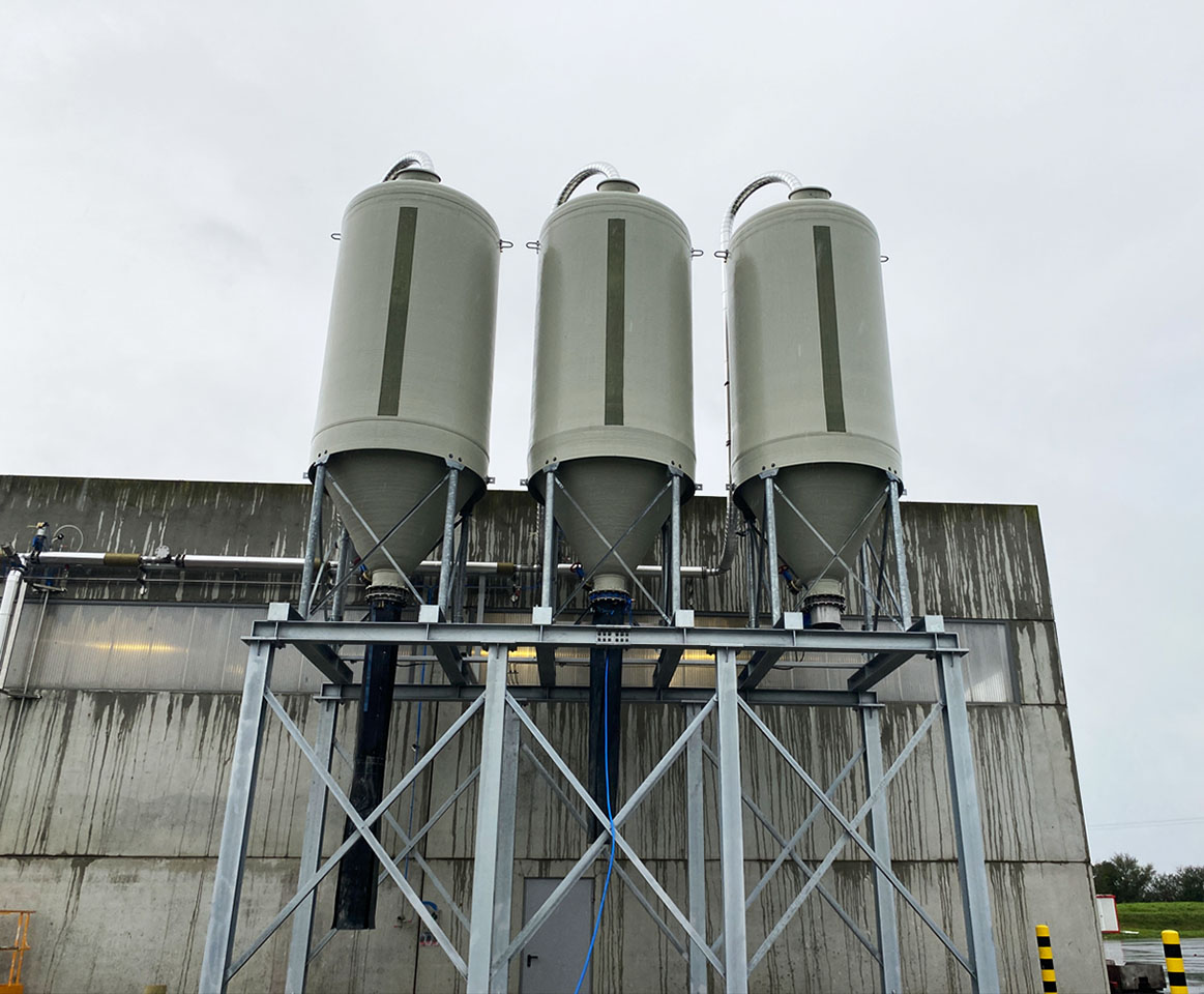 Réparation et remise en route du silo après une tempête