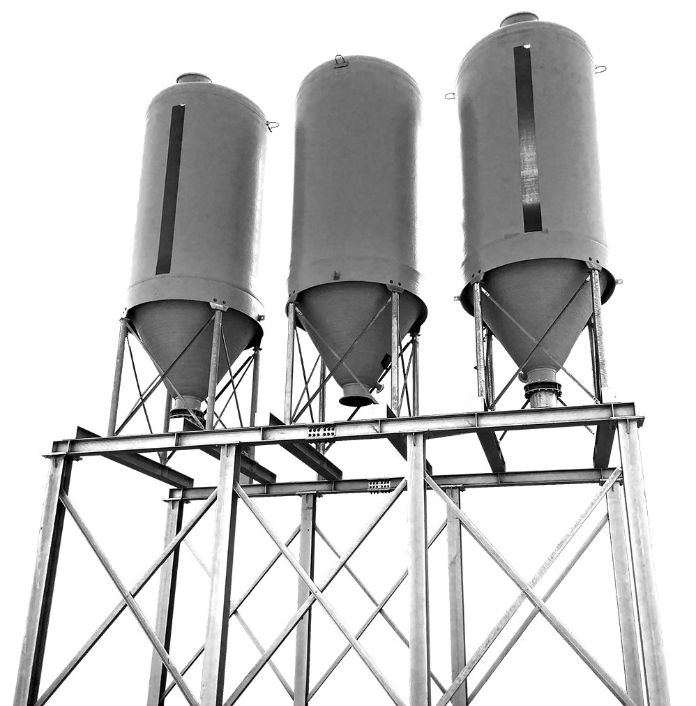 Silo for storing bulk material